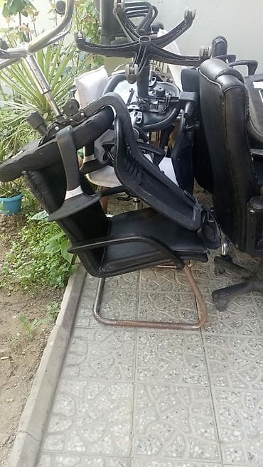 stular: Kreslolar,stollar,ofis mebeli.Mudur kreslosu.Tecili satılır 30 — 7