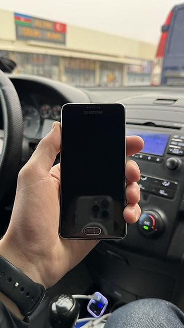 iphone 15 sadə: Samsung Galaxy A3 2016, rəng - Qara, Barmaq izi — 3