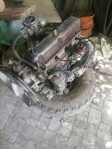 vaz qoşgular: VAZ (klassik “Jiguli”) üçün tam komplekt karbüratorlu benzin mühərriki — 1