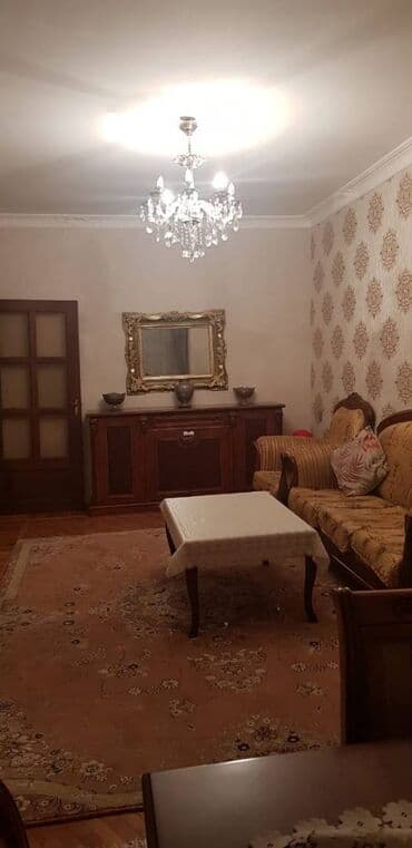 ist petrol tbilisi prospekti: Bakı, 3 otaqlı, Köhnə tikili, m. Memar Əcəmi, 90 kv. m — 9