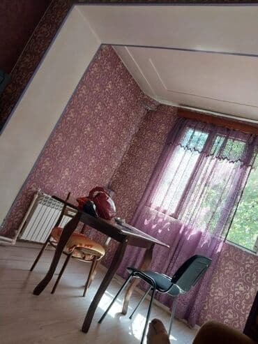 insaatcilarda kiraye evler 2023: 🏢 Bina növü: Köhnə tikili 📐 Sahə: 80 m² 🛏 Otaq: 2 otaqlı 🏙 — 6