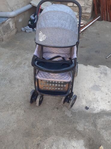 Yemək masaları, oturacaqları: Klassik gəzinti arabası — 2