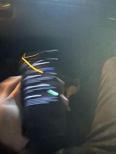 adore utu feni: IPhone 8 Plus, 64 GB, Qara, Simsiz şarj — 2