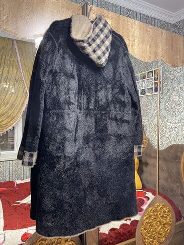 пальто зимнее: Palto 38 den 44 bedene kimi olur. 2 üzlüdür. Ter temiz ve seliqelidir — 4