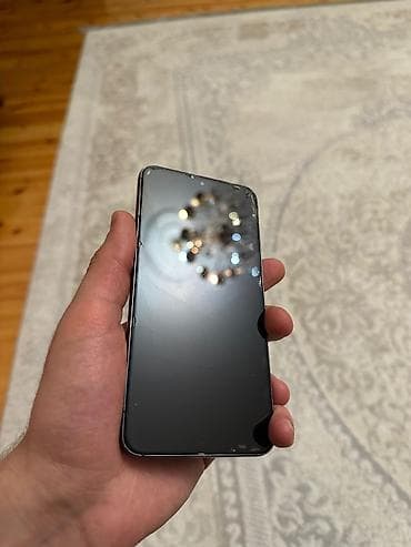 honor 8s ekran: Samsung Galaxy S22, 256 GB, rəng - Qara, Simsiz şarj — 2
