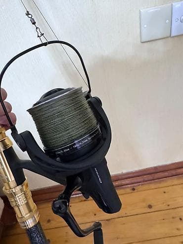 Охота и рыбалка: Balıqçılıq üçün 2 ədəd spininq dəsti 1) Dəst 1 - Qamış: Shimano — 8