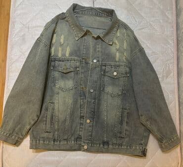 kişi dəri godəkcələr: Oversize kəsimli cins gödəkçə. Gödəkçə uzun qollu və qabaq tərəfində — 1