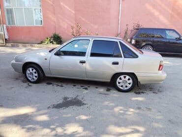 подлокотник для дэу нексия: Daewoo Nexia sedan, gümüşü rəng. Kompakt və geniş salonlu şəhər — 8