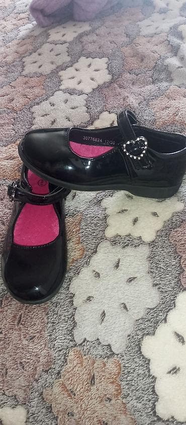 mektebli formalari: Rəng - Qara Baletkalar, Ölçü: 30, Qız üçün — 1