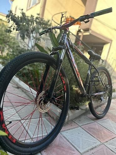 BMX Sport dağ velosipedi - Çərçivə: yüngül alaşımlı, qara rəng