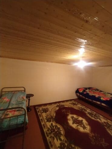 bakı ucuz kiraye evler: Kirayə üçün ev - Plan: böyük zal, ayrıca yataq otaqları - Zal: taxta — 3