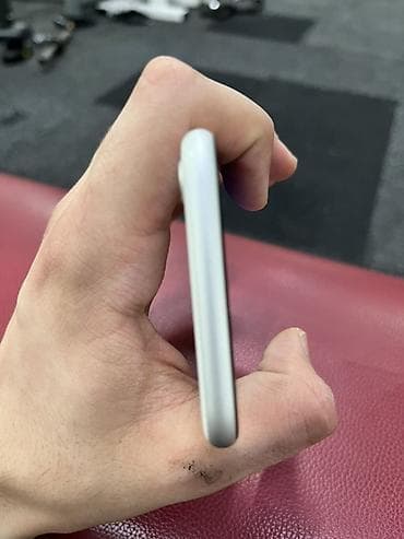 iphone s 2022: IPhone SE 2020, 64 GB, Ağ, Barmaq izi — 5