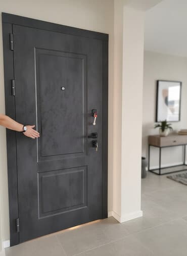 Lak-boya məhsulları: Giriş/qapı blokları – müasir dizayn və gücləndirilmiş təhlükəsizlik — 1