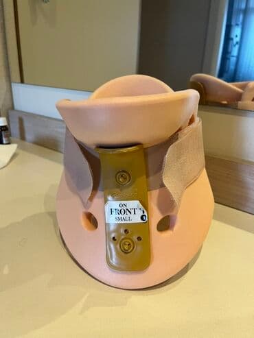 Bu, boyun fiksasiyası üçün nəzərdə tutulmuş kiçik ölçülü boyun