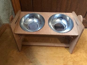 It ve pisik ucun yemek ve su qabi Olcusun hundurlesdirib alcaltmaq