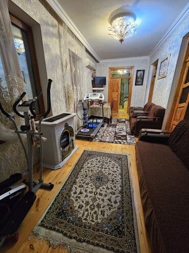 bakıxanov ev: Şəhərin mərkəzində Ozandakı Aqrar universitetinə piyada 5,10 dəqiqəlik — 1