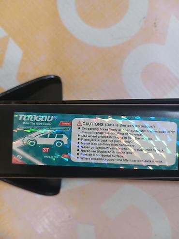 mini karavan: Mexanik Domkrat, Maksimum yükqaldırma: 3 t — 3