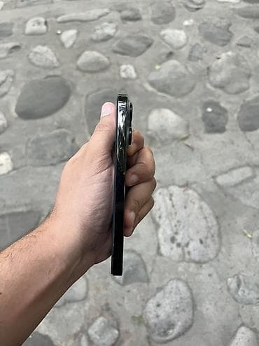 mini pc computer: IPhone 14 Pro, 128 GB, Graphite, Face ID — 4