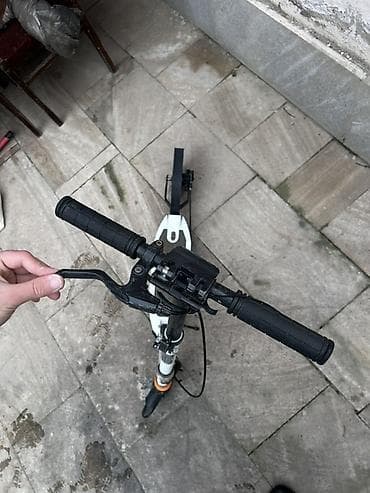 Maskalar, eynəklər: Şəhər üçün böyük təkərli skuter - Mexaniki (elektriksiz) skuter — 2