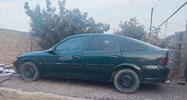 Nəqliyyat: Opel Vectra: 1.6 l | 1996 il 300000 km Sedan — 2