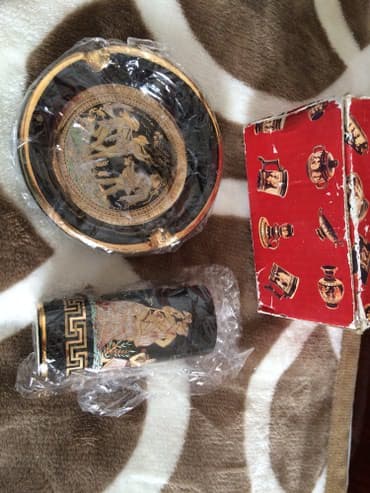 pul qab: Kişi üçün hediyye tezedi külqabıalışkan qabı dekor kimide istifade — 1