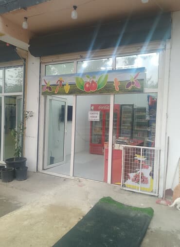 daşınmaz emlak: İcarəyə verilir: Yol kenarı məktəbin yanı pesaxodun üsdü Avtobus — 1