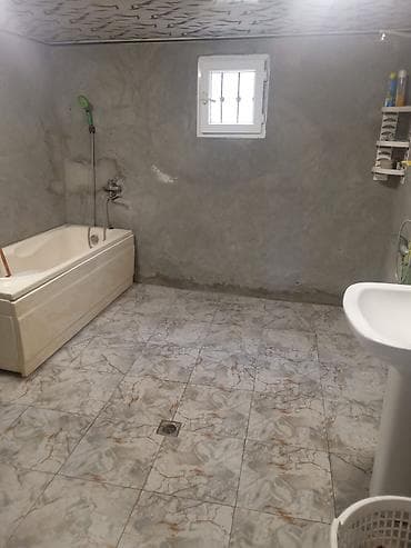 studio evler: Salam 2 mərtəbəli 6 otağı 8 sotun içində həyət evi satılır qazi suyu — 4