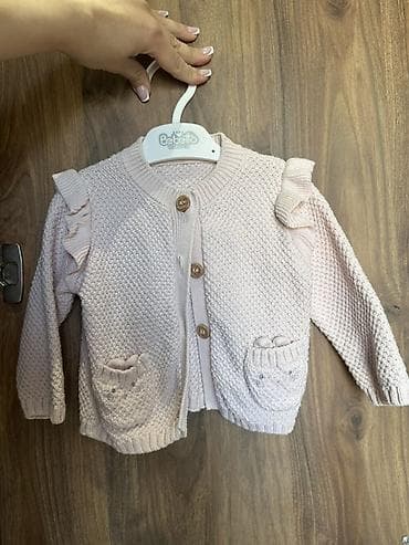 Жакетки: Uşaq üçün kardiqan
 
- Brend: Mothercare
- Ölçü: 6-9 ay — 1