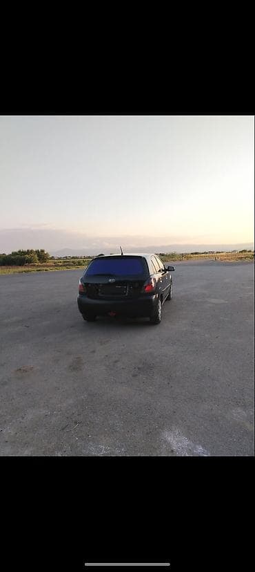 Kia Rio: 1.5 l | 2005 il Hetçbek — 3
