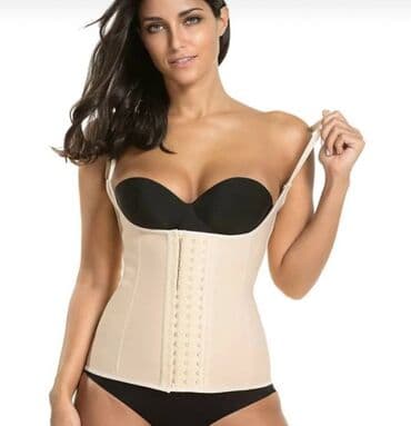 qadın iç geyimi: Ann Cheryy brendinin orjinal latex korsetləri 9 Milden ibaretdr Bədəni — 3