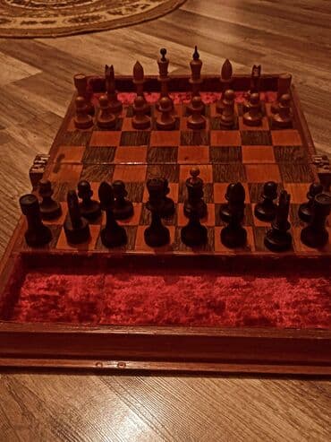 masaüstü futbol oyun seti: Taxta şahmat dəsti – qutulu, əl işinə bənzər klassik model — 1