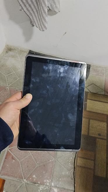 samsung a12 ekran: Samsung planşet - Model: Samsung Galaxy Tab (erkən nəsil; arxa — 1