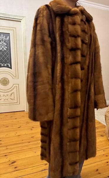 Baş geyimləri: 10 il əvvəl 7000₼-ə alınıb 🧥 Fantastie Furs by Cristos Tzikalagias – — 2