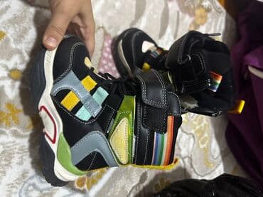 купить бу шкаф для одежды: 1-5 yaş aralıginda qiz usagi geyim ve — 53