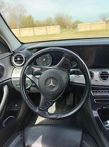 mercedes 190 satisi: Mercedes-Benz E-Class: 2 l | 2017 il Sedan — 7