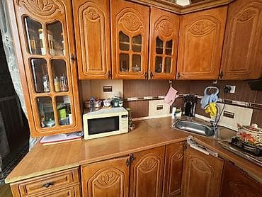 Sifarişlə mətbəx dəsti, Taxta