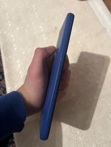 экран для телефона fly: Məhsul: Mavi rəngli Android smartfon Xüsusiyyətlər: - Ön tərəfdə — 4