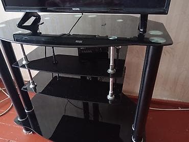 Qara şüşə TV stendi - Material: qalın temperlənmiş qara şüşə rəflər