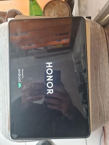 4 k hdmi kabel: HONOR Pad 9 planşet Texniki xüsusiyyətlər: - Ekran: 2560 × 1600 — 1