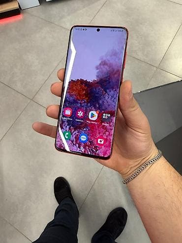 6 s plus: Samsung Galaxy S20, 128 GB, rəng - Qırmızı, Simsiz şarj — 4