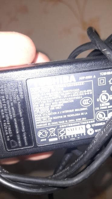 toshiba üçün adapter: Toshiba adaptor oriqinal 19 volt 3.2 Amper — 2