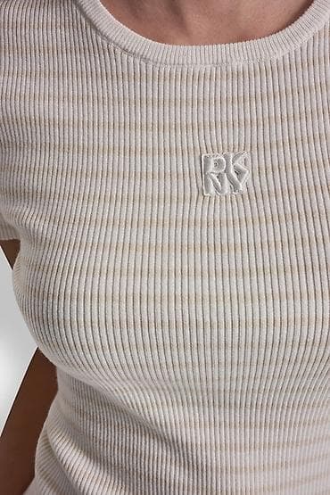 Şəxsi əşyalar: Yeni DKNY T-shirt etiketli! XL razmer amma malomerkadir M/L razmere — 2