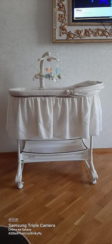 örtü: Oğlan və qız üçün, İşlənmiş, Yumru, Beşik, Dəst ilə, Matras ilə, Yellənmə mexanizm ilə — 2