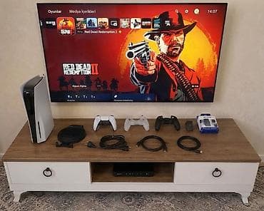 kitab alan: 🎮 PlayStation 5 Satılır Konsol çox səliqəli istifadə olunub, heç bir — 1