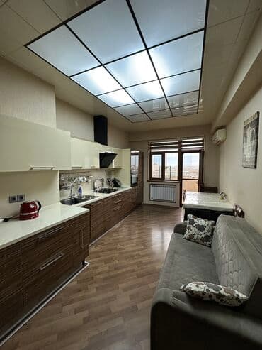 hazir ev: Yaşıllıqlara açılan gözəl mənzərəsi olan, sakit və prestijli ərazidə — 17