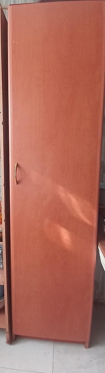 metbex dolabı: ​Ölçülər: Hündürlük 2 m, Eni 50 sm ​Vəziyyəti: Yaxşı vəziyyətdədir — 1