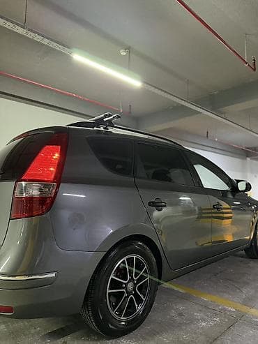 Продажа авто: Hyundai i30: 1.6 л | 2008 г. Универсал — 6