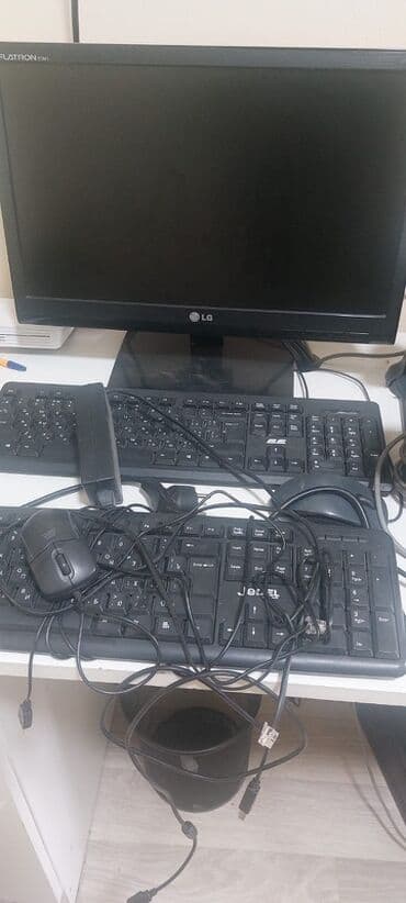 Mağaza/kassa üçün tam iş masası avadanlıq dəsti Tərkib: - LG LCD