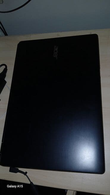 Skanerlər: Acer noutbuk - Marka/model: Acer (qara korpus) - Ekran: təxminən — 3