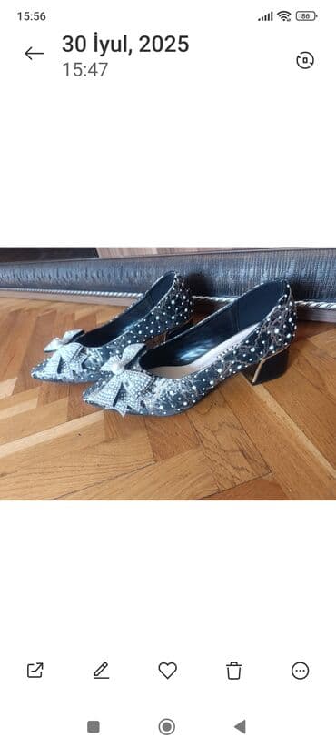 Ölçü: 38.5, rəng - Qara, Yeni